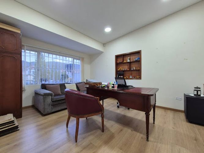 Casa en venta en Polo Club, Bogotá · foto 2 de 16