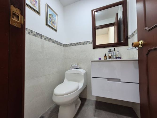 Casa en venta en Polo Club, Bogotá · foto 7 de 16