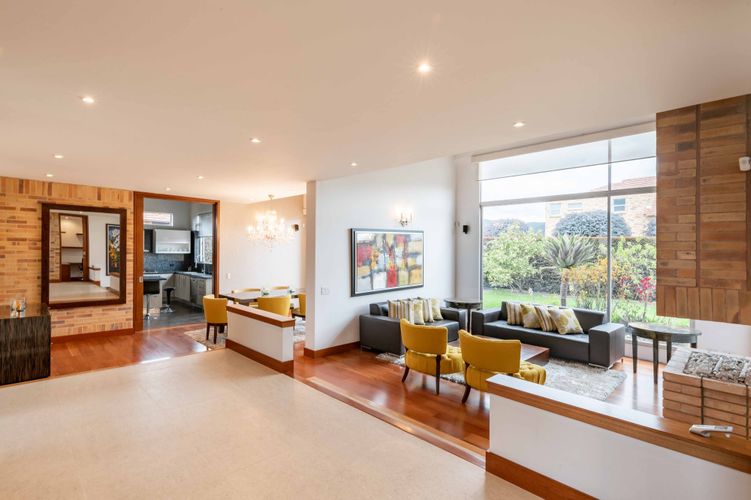 Casa de 4 alcobas en arriendo en Calahorra, Cajicá, 320 m² · foto 6 de 17