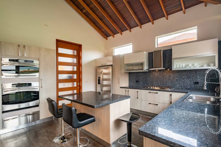 Casa de 4 alcobas en arriendo en Calahorra, Cajicá, 320 m² · foto 12 de 17