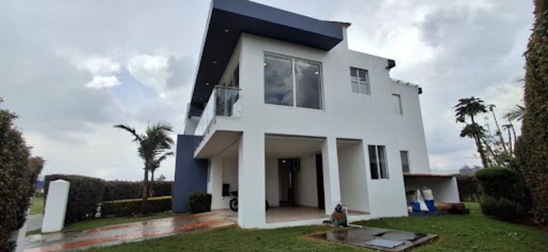 Casa de 4 alcobas en venta en Montana, Sopó, 300 m² · foto 4 de 24