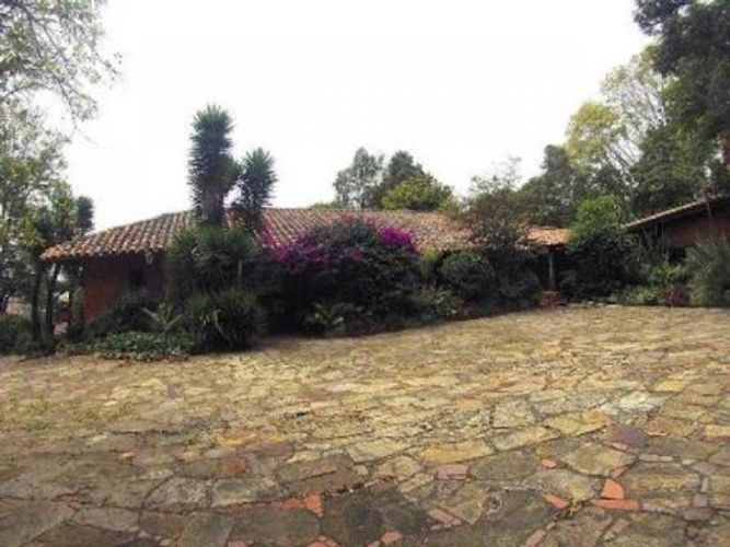 Casa de 6 alcobas en venta en Colinas De Suba, Bogotá, 1600 m² · foto 8 de 15