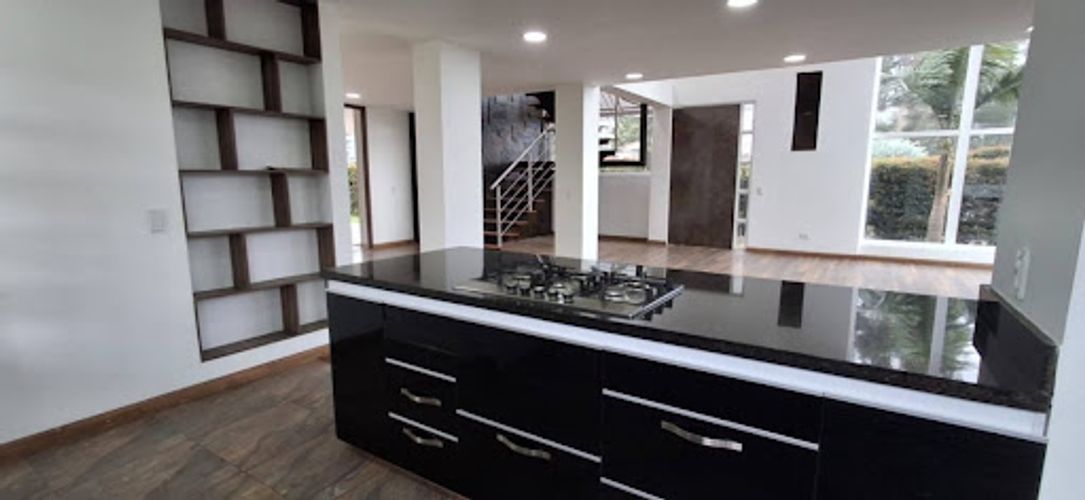 Casa de 4 alcobas en venta en Montana, Sopó, 300 m² · foto 23 de 24