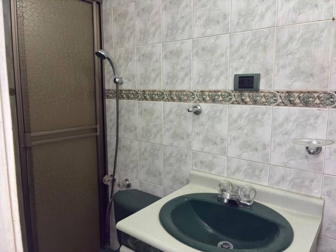Casa de 4 alcobas en arriendo en Cadiz, Ibagué, 230 m² · foto 20 de 24