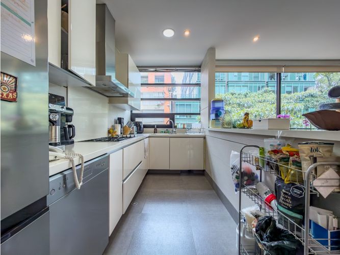 Apartamento de 3 alcobas en venta en La Cabrera, Bogotá, 288 m² · foto 12 de 24