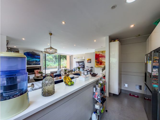 Apartamento de 3 alcobas en venta en La Cabrera, Bogotá, 288 m² · foto 14 de 24