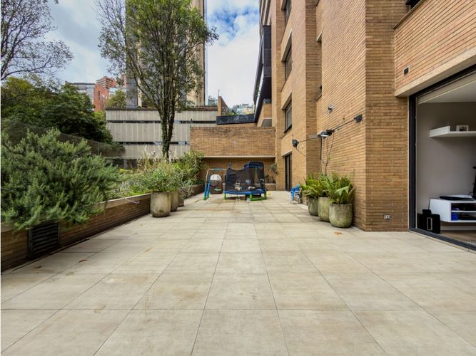 Apartamento de 3 alcobas en venta en La Cabrera, Bogotá, 288 m² · foto 17 de 24