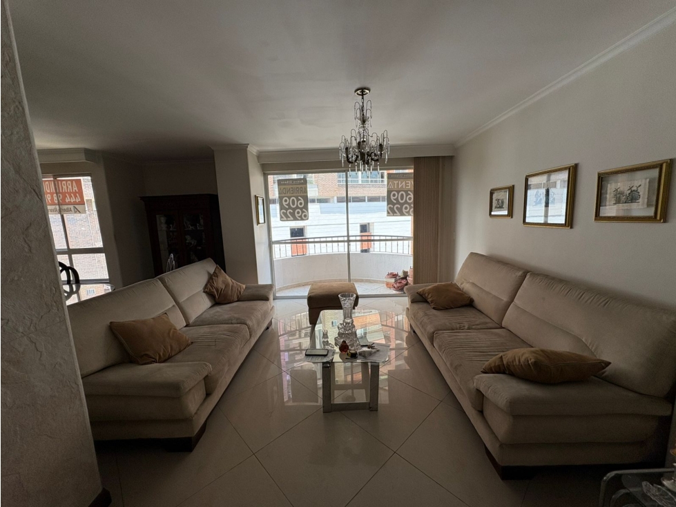 Apartamento en venta en Uribe Angel, Envigado · foto 4 de 24