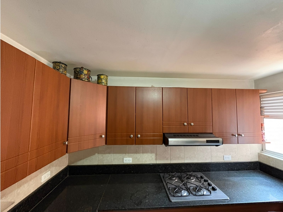 Apartamento en venta en Uribe Angel, Envigado · foto 9 de 24