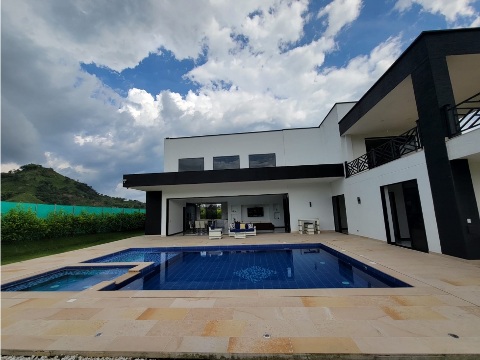 Casa en venta en Combia, Pereira · foto 2 de 24