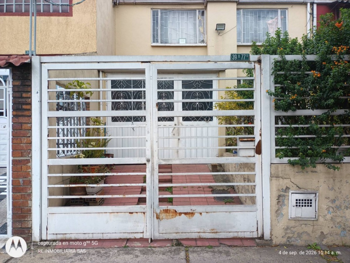 Casa en venta en Villa Sonia, Bogotá · foto 3 de 24