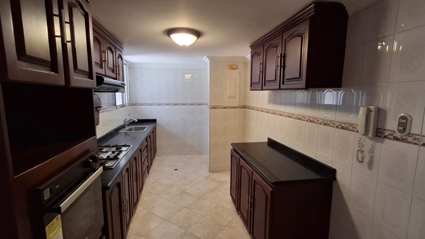 Apartamento en arriendo en Altos De Riomar, Barranquilla · foto 7 de 12