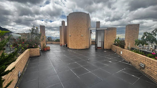 Apartamento en venta en Los Rosales, Bogotá · foto 18 de 23