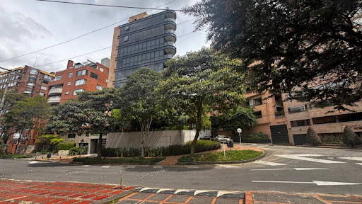 Apartamento en venta en Los Rosales, Bogotá · foto 23 de 23