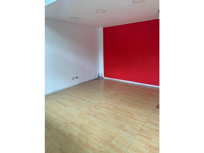 Local en venta en San Vicente, Cali, 32 m² · foto 3 de 8