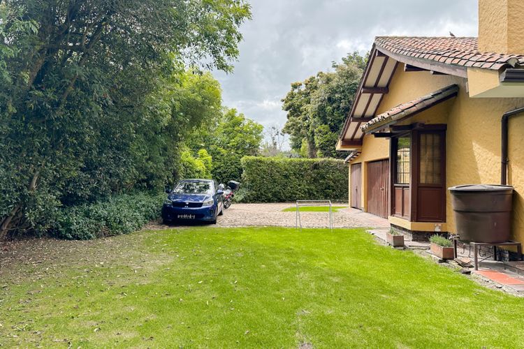 Casa de 4 alcobas en venta en Guaymaral, Bogotá, 391 m² · foto 7 de 24