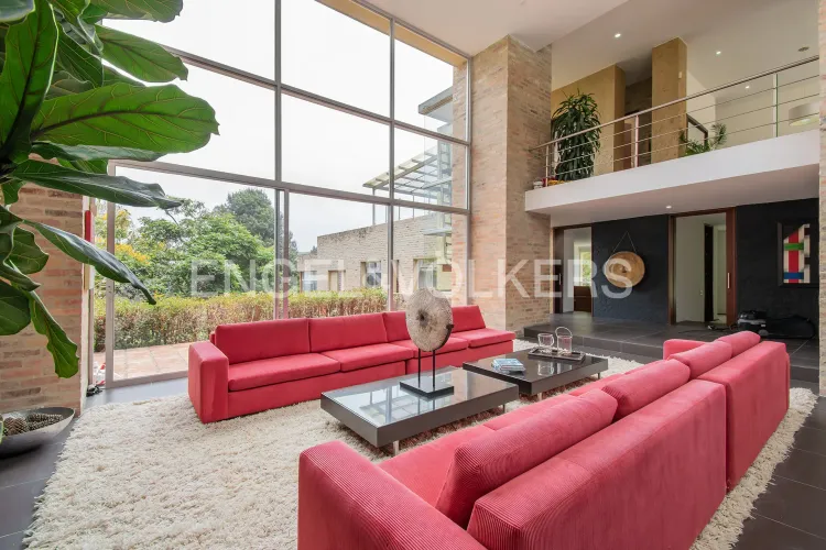 Casa de 4 alcobas en venta en Fusca, Chía, 422 m² · foto 4 de 20