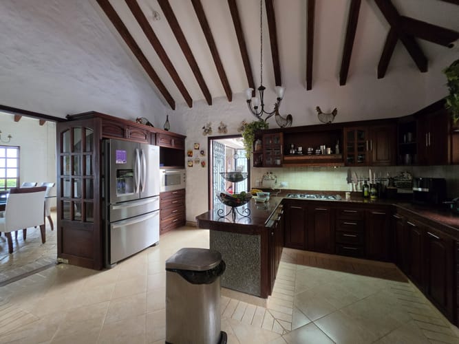 Casa de 5 alcobas en venta en Rincon Dapa, Yumbo, 481 m² · foto 17 de 24
