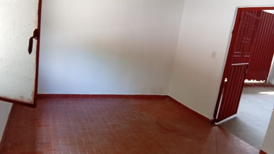 Bodega en arriendo en Cafe Madrid, Bucaramanga, 350 m² · foto 10 de 12