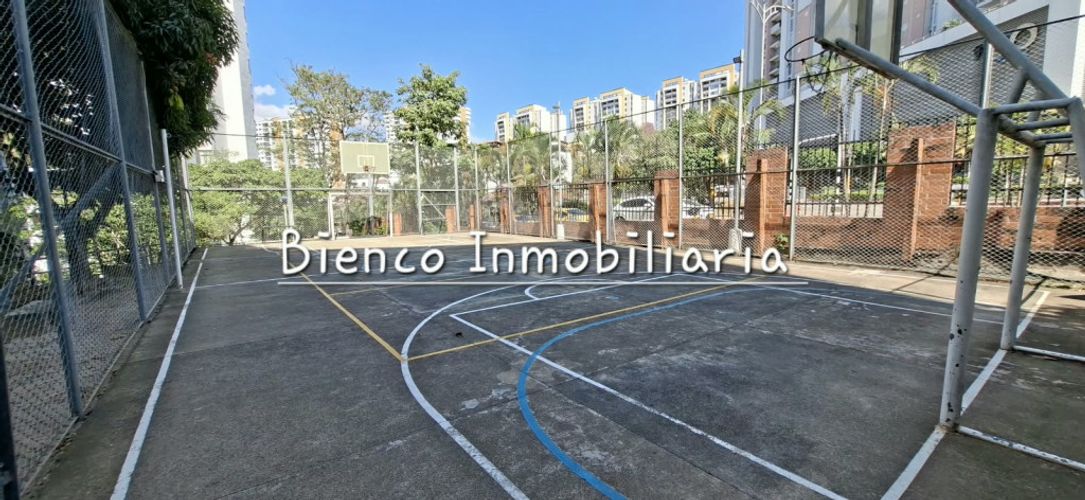 Apartamento de 3 alcobas en venta en El Bosque, Floridablanca, 89 m² · foto 13 de 15