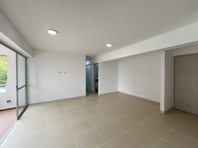 Apartamento de 3 alcobas en arriendo en Aves Maria, Sabaneta, 86 m² · foto 2 de 17