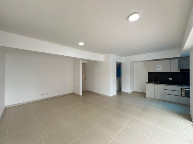 Apartamento de 3 alcobas en arriendo en Aves Maria, Sabaneta, 86 m² · foto 3 de 17