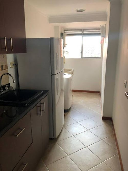 Apartamento de 3 alcobas en arriendo en Patio Bonito, Medellín, 92 m² · foto 2 de 17
