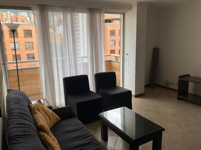 Apartamento de 3 alcobas en arriendo en Patio Bonito, Medellín, 92 m² · foto 5 de 17