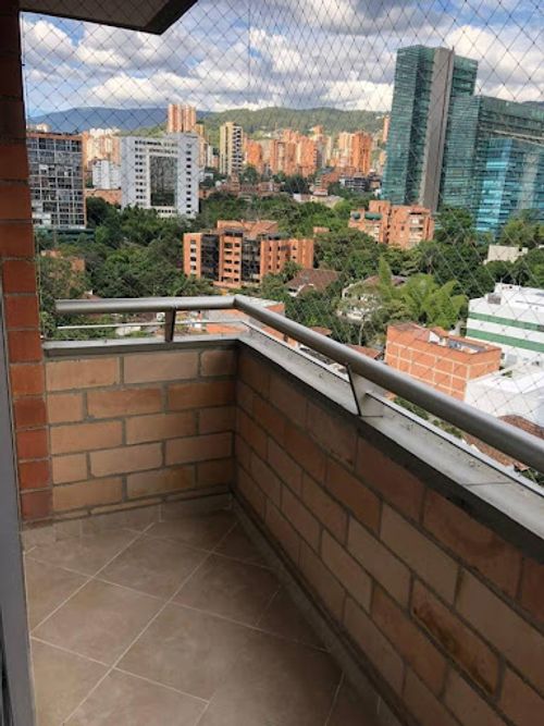 Apartamento de 3 alcobas en arriendo en Patio Bonito, Medellín, 92 m² · foto 7 de 17