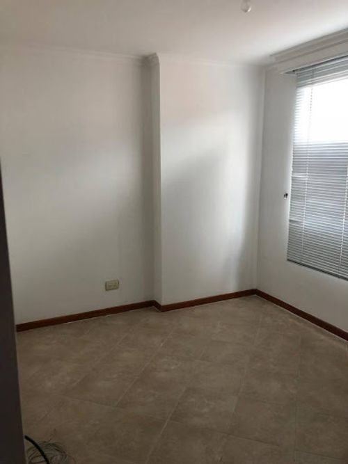 Apartamento de 3 alcobas en arriendo en Patio Bonito, Medellín, 92 m² · foto 9 de 17