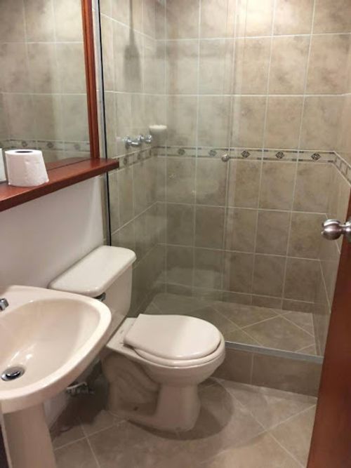Apartamento de 3 alcobas en arriendo en Patio Bonito, Medellín, 92 m² · foto 15 de 17
