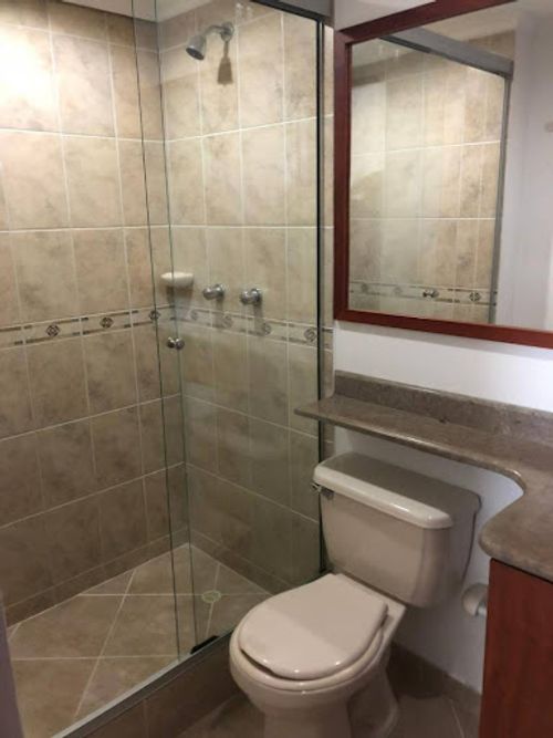 Apartamento de 3 alcobas en arriendo en Patio Bonito, Medellín, 92 m² · foto 17 de 17