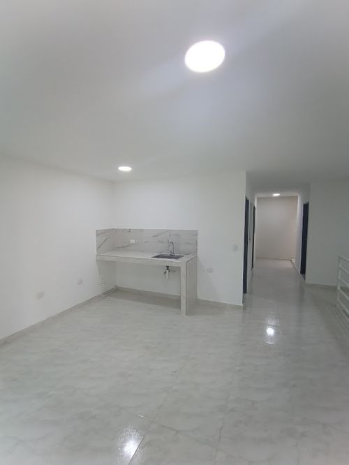 Casa de 2 alcobas en venta en Promociones Populares B, Cali, 90 m² · foto 6 de 7