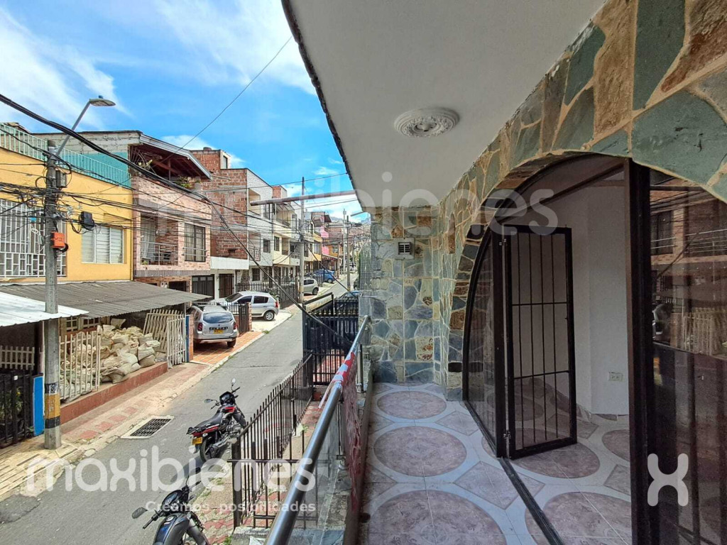 Casa en Arriendo en Calatrava, Itaguí en Itagüí, de Maxibienes S.A.S