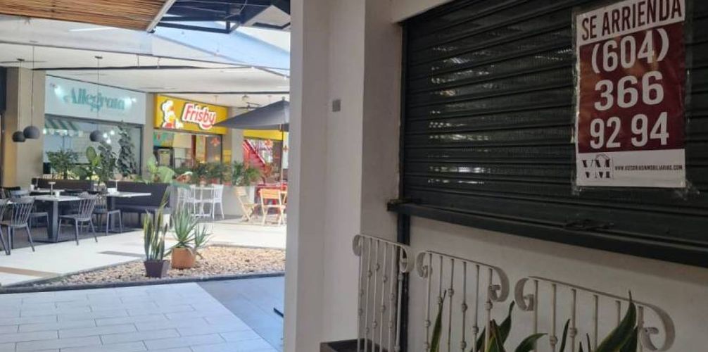 Local en arriendo en Castropol, Medellín, 14 m² · foto 2 de 11