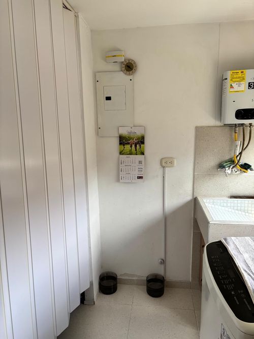 Apartamento de 3 alcobas en venta en Mayorca, Sabaneta, 74 m² · foto 12 de 24