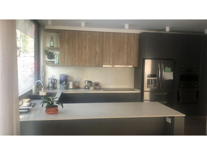 Apartamento de 3 alcobas en venta en La Cabrera, Bogotá, 242 m² · foto 7 de 21