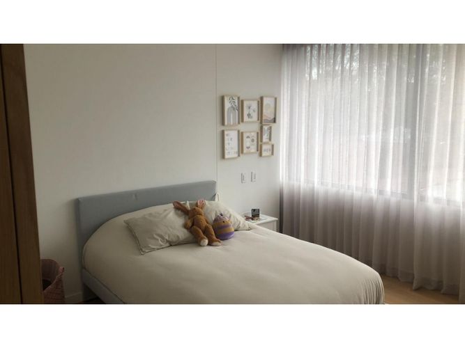 Apartamento de 3 alcobas en venta en La Cabrera, Bogotá, 242 m² · foto 17 de 21