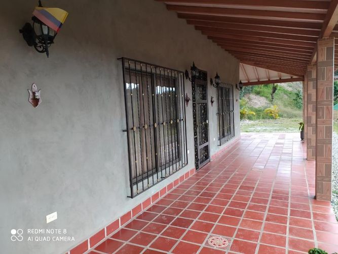 Casa de 4 alcobas en venta en Los Pinos, Rionegro, 285 m² · foto 6 de 24