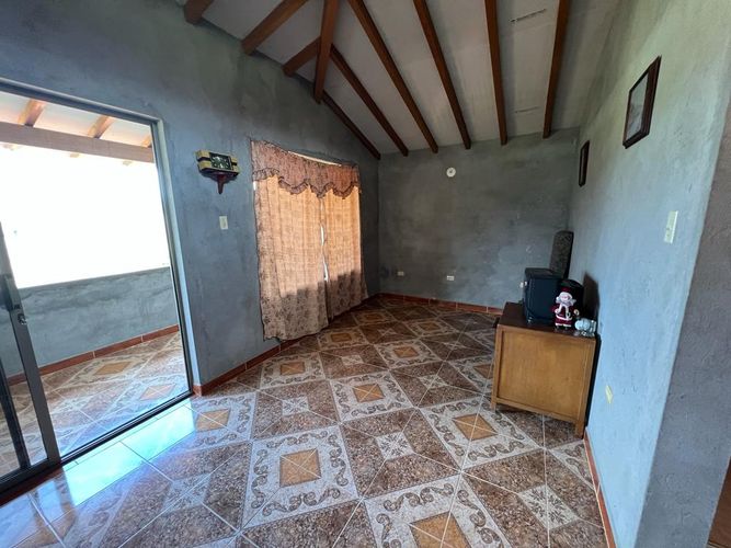 Casa de 4 alcobas en venta en Los Pinos, Rionegro, 285 m² · foto 17 de 24