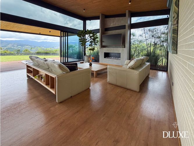 Casa de 4 alcobas en venta en La Laja, Rionegro, 500 m² · foto 4 de 24