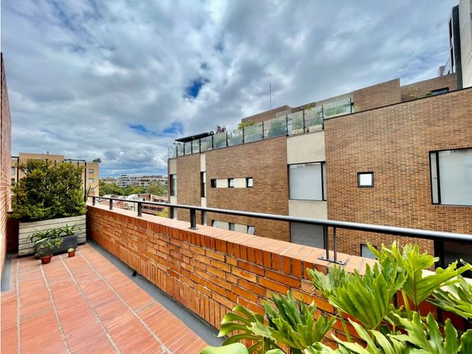 Apartamento de 2 alcobas en venta en La Cabrera, Bogotá, 131 m² · foto 9 de 16
