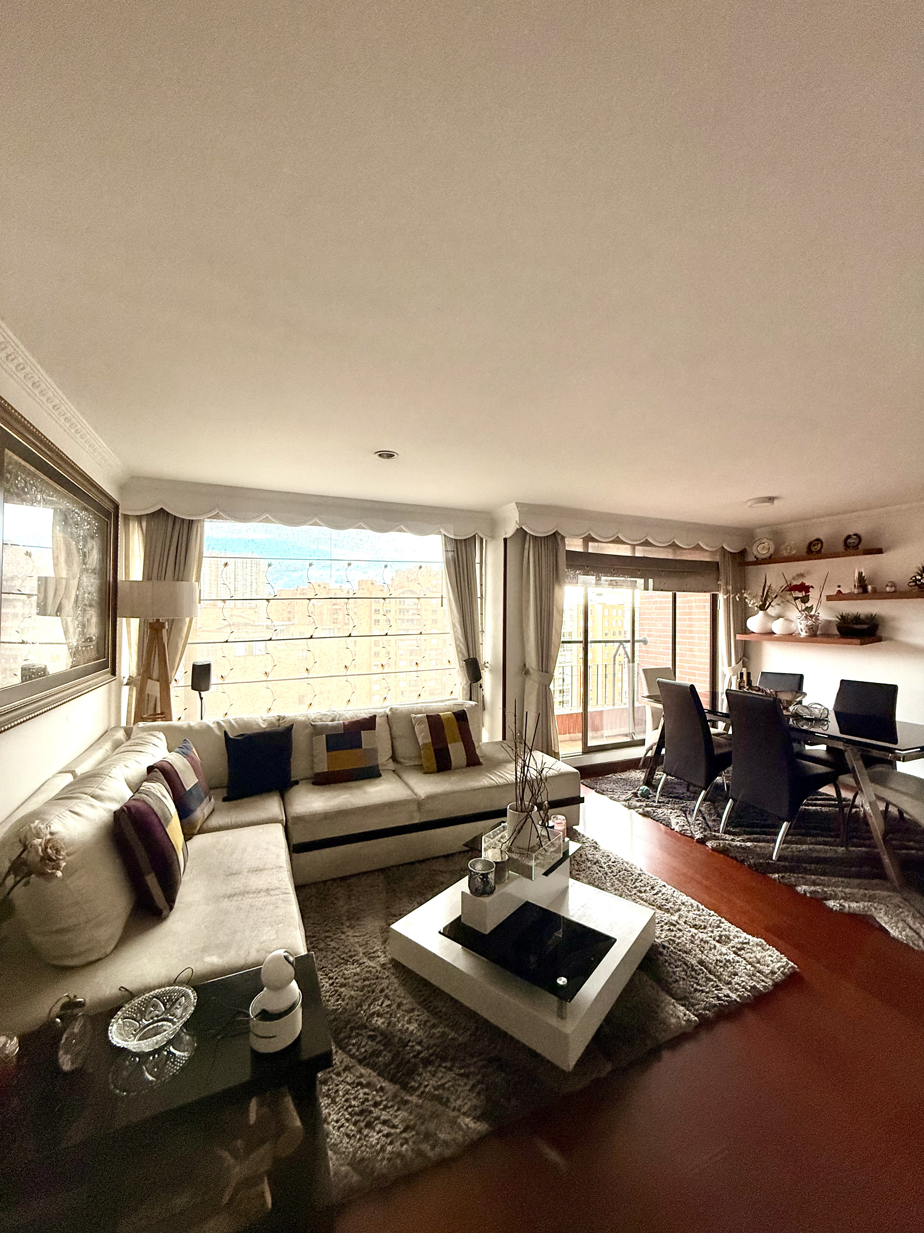 Apartamento en Arriendo en Lagos de Cordoba, Bogotá