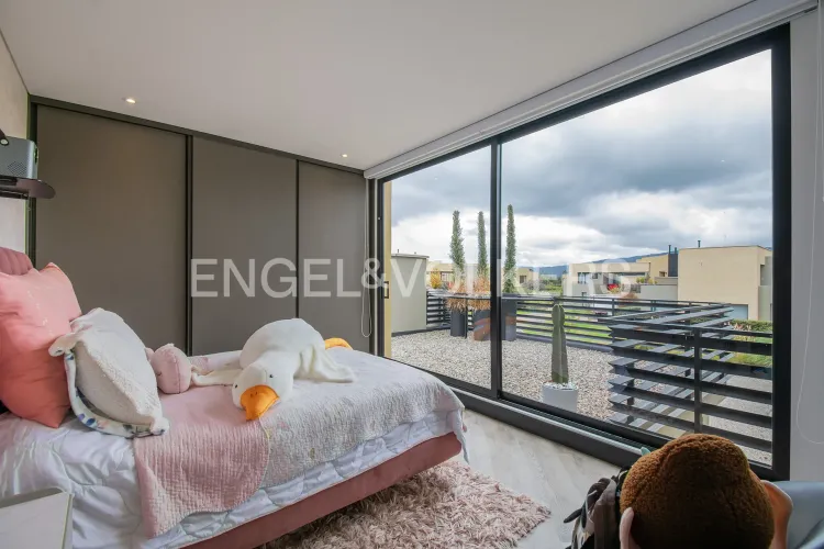 Casa de 4 alcobas en venta en Pueblo Viejo, Cota, 244 m² · foto 11 de 20