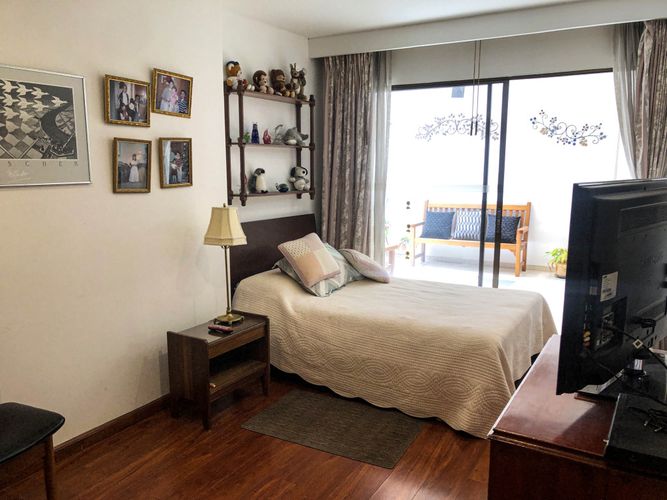 Apartamento de 3 alcobas en venta en Santa Barbara Occidental, Bogotá, 164 m² · foto 9 de 13