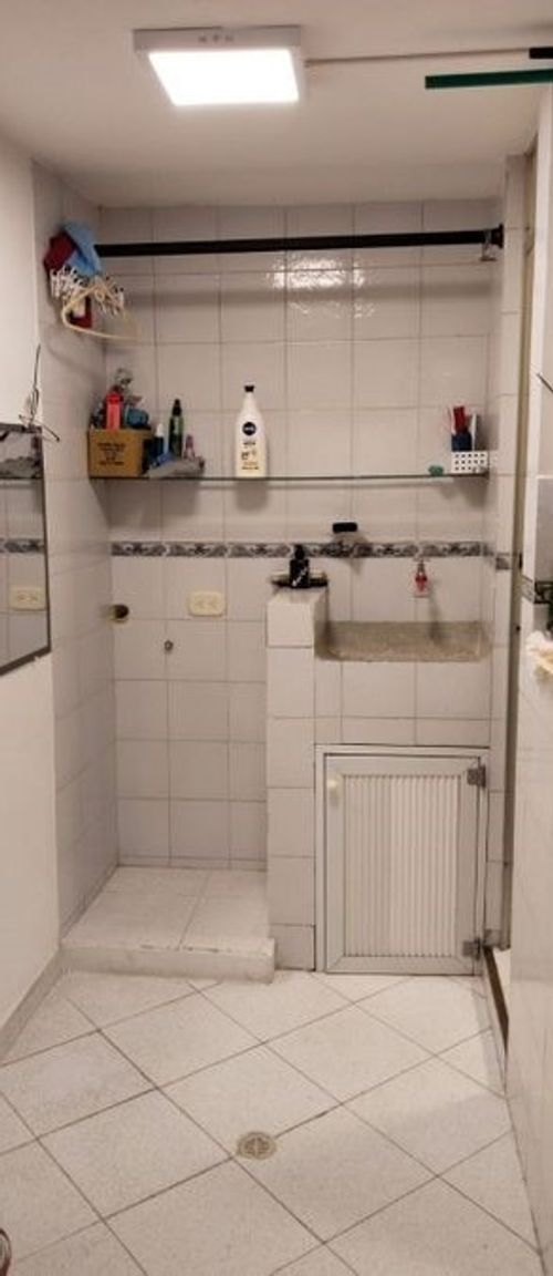 Apartaestudio en venta en San Diego, Medellín, 21 m² · foto 2 de 12