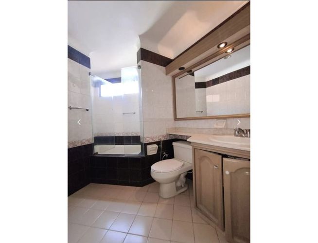 Apartamento de 4 alcobas en venta en Cabecera Del Llano, Bucaramanga, 134 m² · foto 7 de 19