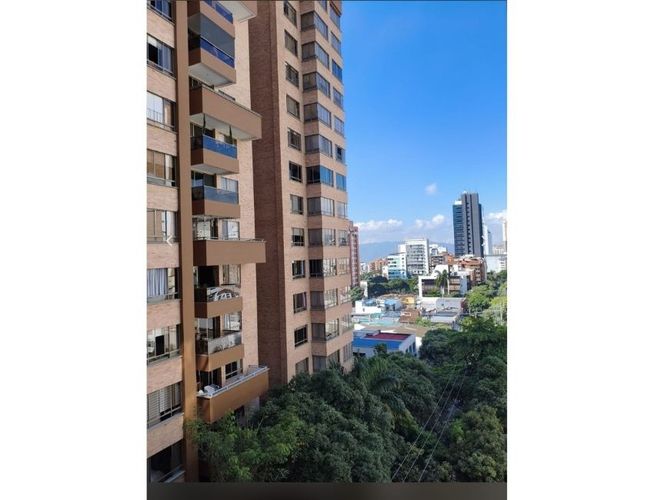 Apartamento de 4 alcobas en venta en Cabecera Del Llano, Bucaramanga, 134 m² · foto 16 de 19
