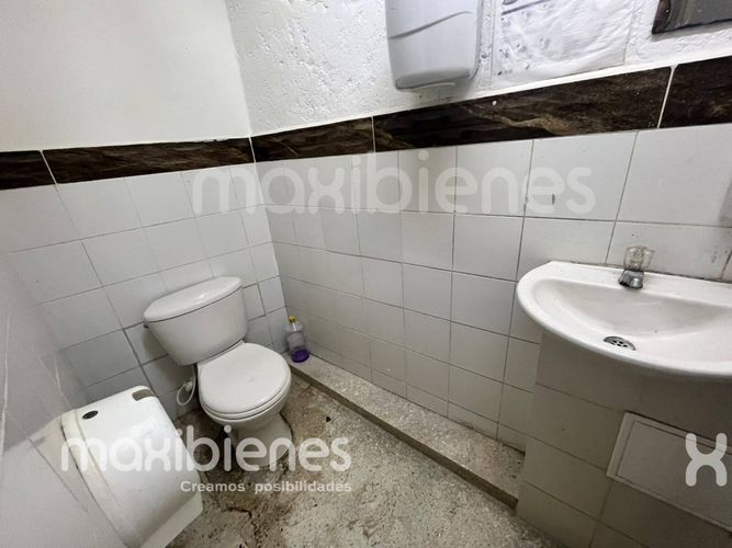 Local en arriendo en Cordoba, Medellín, 400 m² · foto 7 de 7