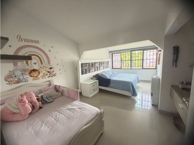 Casa de 4 alcobas en venta en La Carolina, Cali, 232 m² · foto 16 de 24